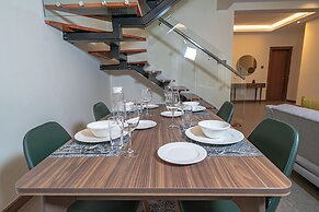 Elsie Ridge Apartments by Trianum