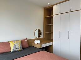 Asahi Luxstay - Vinhomes Ocean Park 1