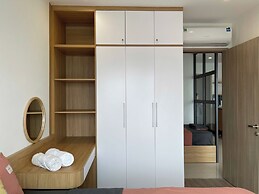 Asahi Luxstay - Vinhomes Ocean Park 1