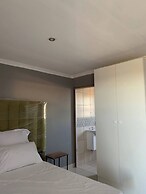 Room in B&B - Beach View, En-suite Bedroom