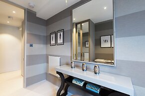 Knightsbridge & Chelsea Lux 2 bed Duplex