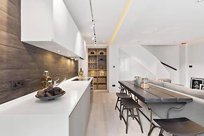 Knightsbridge & Chelsea Lux 2 bed Duplex