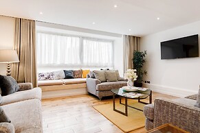 4 Bedroom Villa on Marble Arch