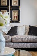 4 Bedroom Villa on Marble Arch