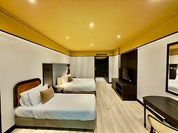 The Quarter Saphan Khwai by UHG