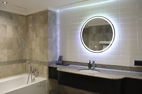 The Quarter Saphan Khwai by UHG