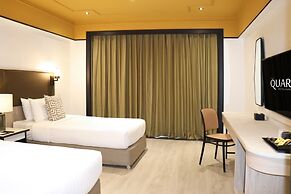 The Quarter Saphan Khwai by UHG