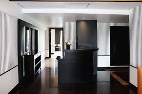 The Quarter Saphan Khwai by UHG
