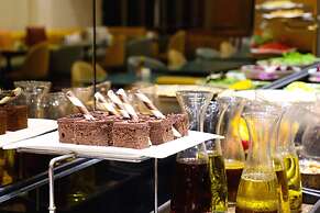 The Quarter Saphan Khwai by UHG