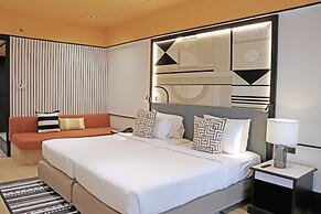 The Quarter Saphan Khwai by UHG