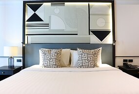 The Quarter Saphan Khwai by UHG