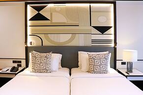 The Quarter Saphan Khwai by UHG