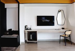 The Quarter Saphan Khwai by UHG