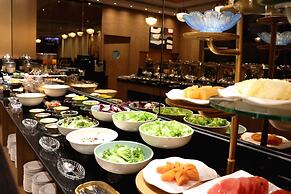 The Quarter Saphan Khwai by UHG