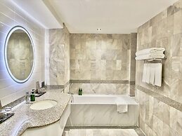 The Quarter Saphan Khwai by UHG