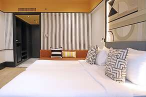 The Quarter Saphan Khwai by UHG
