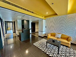 The Quarter Saphan Khwai by UHG