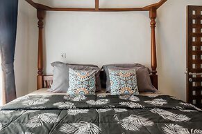 Jasmine Villa by TwoSpaces Jimbaran