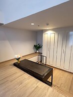 Sathorn 111