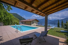 Villa Aurelia in Plesio