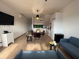 Orange Grove Residence