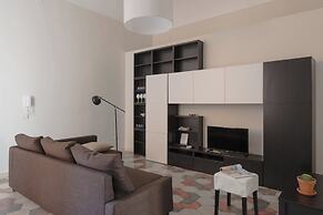 Darsena Apartments by Wonderful Italy