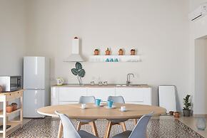 Darsena Apartments by Wonderful Italy