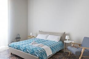 Darsena Apartments by Wonderful Italy