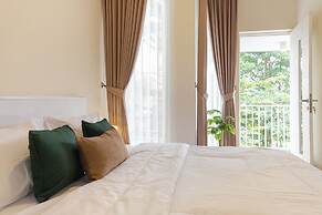 Calma Edelweiss Villa Lawang Malang