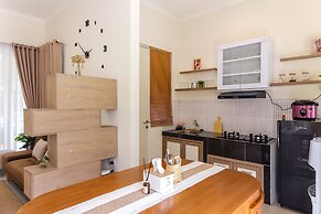 Calma Edelweiss Villa Lawang Malang