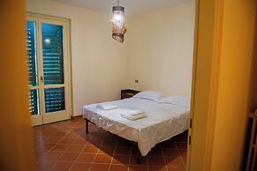 Artemide Villa Luna con Piscina