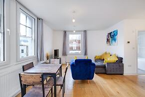 Eastons 2 Bedroom Apt. with Sofa Bed