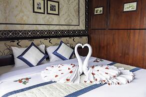 Halong Sunlight Legend Cruise