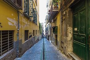 Montesanto Apartment by Wonderful ltaly