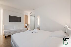 Hotiday Room Collection - Tirrenia
