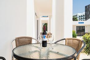 Kritamo Beach Hotel Apartments