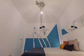 Kiss & Art Studio by Wonderful Italy