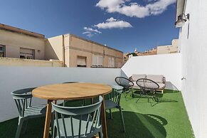 limehome Almeria C. Hernán Cortés