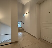 GT7 Apartments District 9 - by SKY9