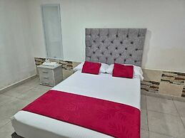 Aparta-Hotel Parque Versalles