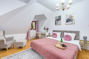 Lumina amazing house in Warsaw