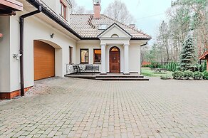Lumina amazing house in Warsaw