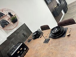 Luxury Flat in Uxbridge