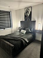 Luxury Flat in Uxbridge