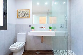 Genteel Home Venalmar Terrace