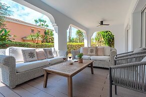 Genteel Home Venalmar Terrace