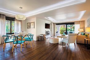 Genteel Home Venalmar Terrace