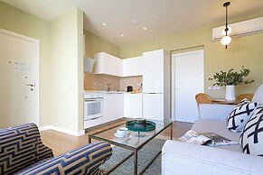 Genteel Home Castilla Terrace