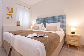 Genteel Home Teatro Gongora