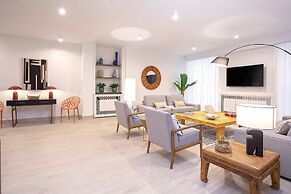 Genteel Home Teatro Gongora